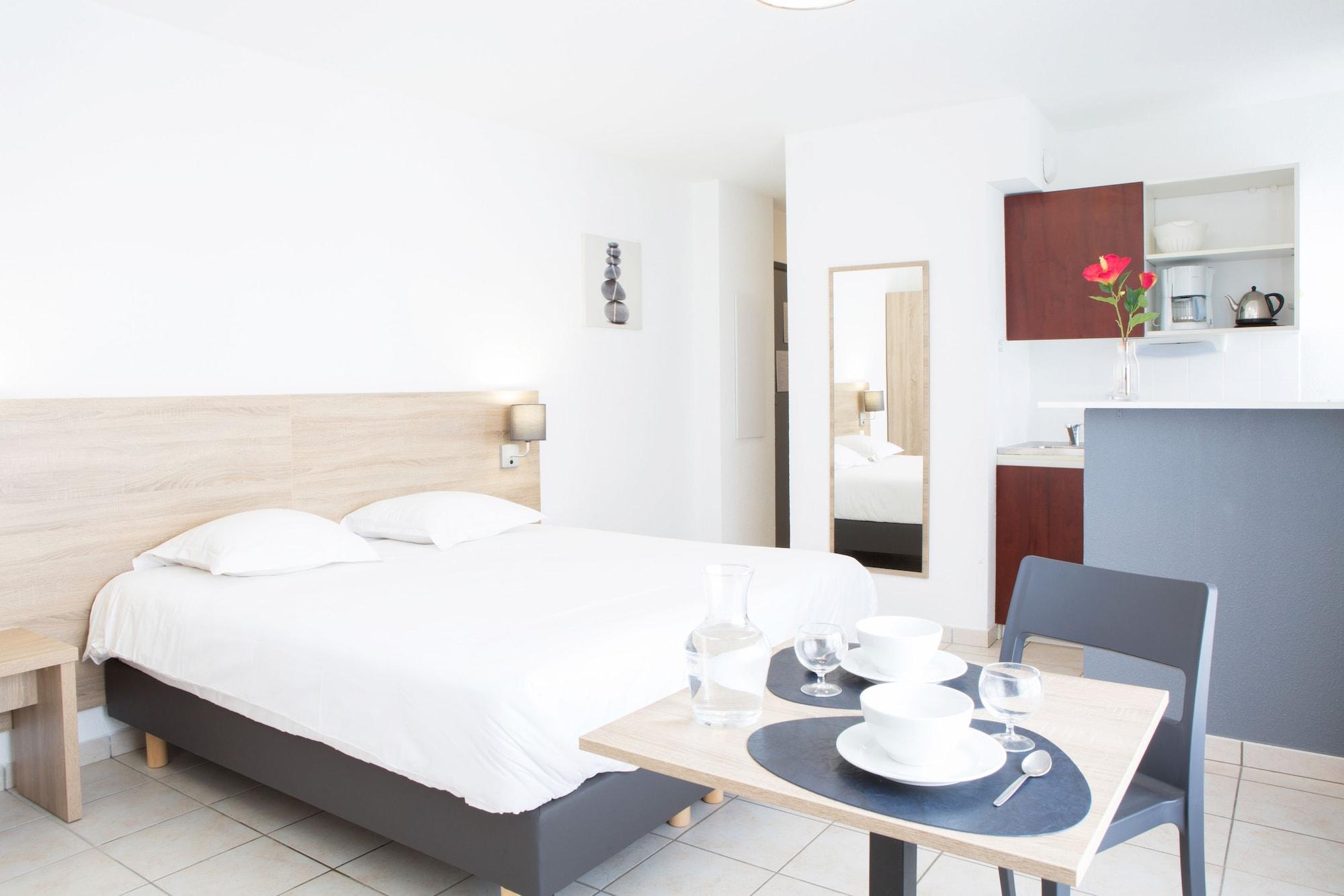 Comfort Aparthotel Divonne La Versoix Bagian luar foto