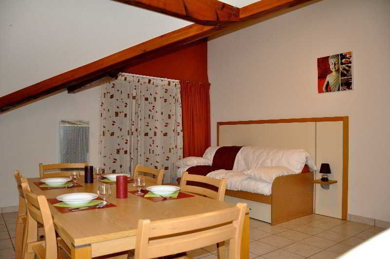 Comfort Aparthotel Divonne La Versoix Bagian luar foto