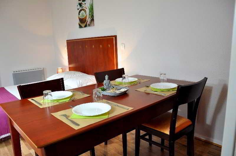 Comfort Aparthotel Divonne La Versoix Bagian luar foto