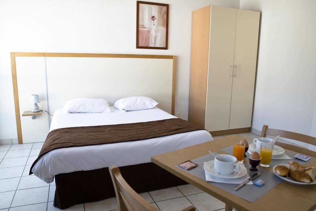 Comfort Aparthotel Divonne La Versoix Bagian luar foto