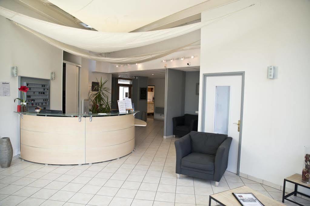 Comfort Aparthotel Divonne La Versoix Bagian luar foto